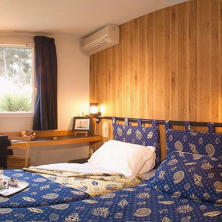 Stars Antibes Hotel Biot Exterior photo